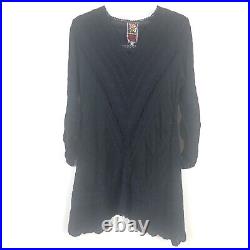 Johnny Was Size XS Embroidered Eyelet Lace Tunic Top Blouse V Neck Black