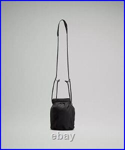Lululemon Roll Top Crossbody Bag One Size 3L Black Messenger Unisex NWT rare