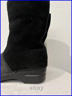 Sanita'Sussi' Roll-top Distressed Leather Clog Boots in Black Wooden Size 38